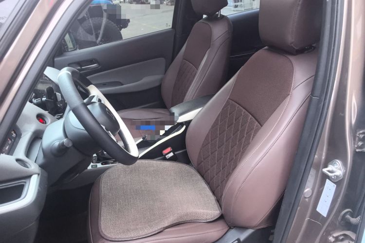 Used Honda LIFE 2021 1.5L CVT CRO-S Fun Edition Left Front Seat