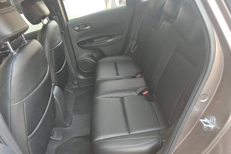 Used Honda LIFE 2021 1.5L CVT CRO-S Fun Edition Left Rear Seat