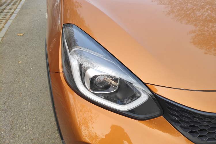Used Honda LIFE 2021 1.5L CVT CRO-S Fun Edition Right Front Headlight