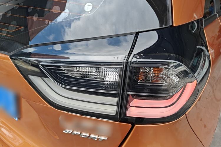 Used Honda LIFE 2021 1.5L CVT SPORT Heartbeat Edition Right Rear Taillight