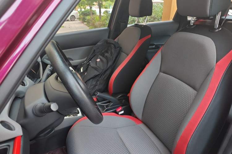 Used Honda LIFE 2021 1.5L CVT SPORT Heartbeat Edition Left Front Seat