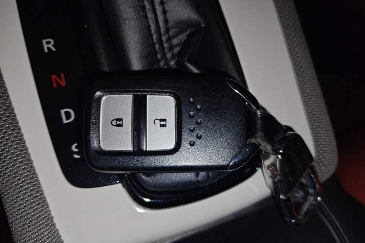 Used Honda LIFE 2021 1.5L CVT SPORT Heartbeat Edition Vehicle Key