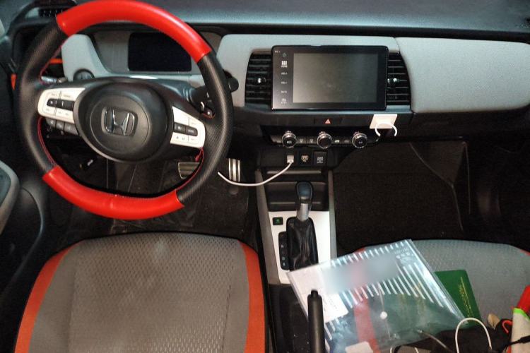 Used Honda LIFE 2021 1.5L CVT SPO-SS Dynamic Edition Center Console