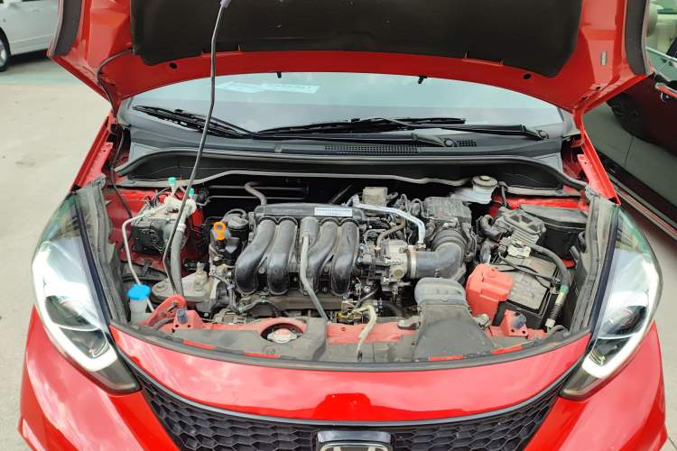 Used Honda LIFE 2021 1.5L CVT SPORT Heartbeat Edition Engine Bay