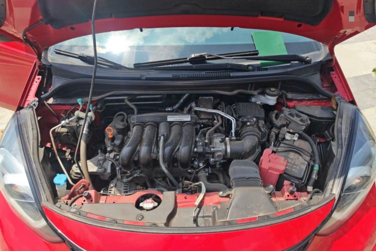 Used Honda LIFE 2021 1.5L CVT SPORT Heartbeat Edition Engine Bay