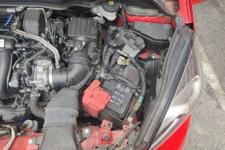 Used Honda LIFE 2021 1.5L CVT SPORT Heartbeat Edition Engine Bay Left