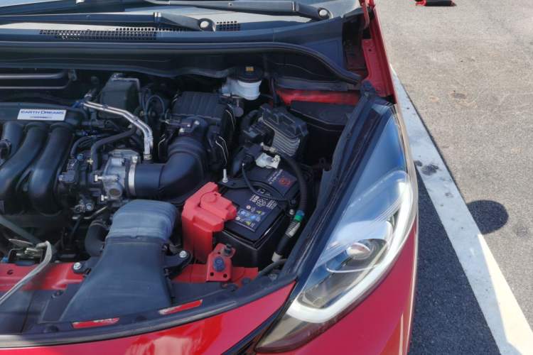 Used Honda LIFE 2021 1.5L CVT SPO-SS Dynamic Edition Engine Bay Left