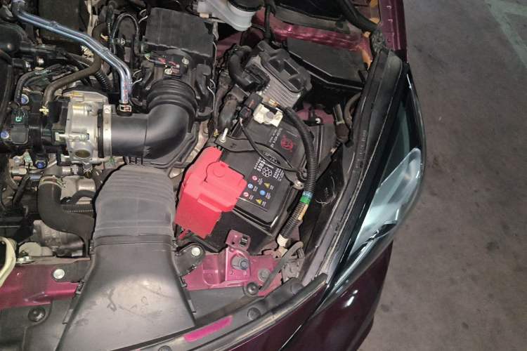 Used Honda LIFE 2021 1.5L CVT SPORT Heartbeat Edition Engine Bay Left
