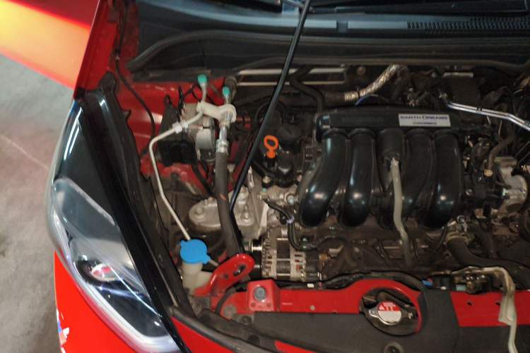 Used Honda LIFE 2021 1.5L CVT SPO-SS Dynamic Edition Engine Bay Right