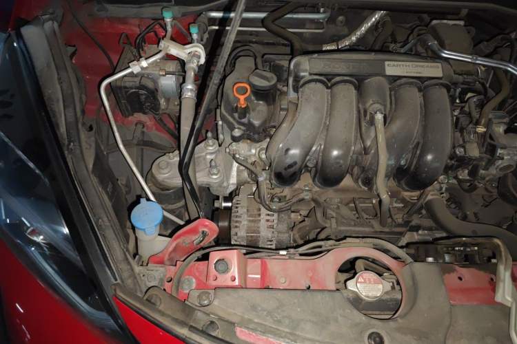 Used Honda LIFE 2021 1.5L CVT SPO-SS Dynamic Edition Engine Bay Right
