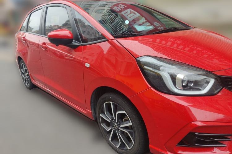 Used Honda LIFE 2021 1.5L CVT SPORT Heartbeat Edition Front Right 45 Deg