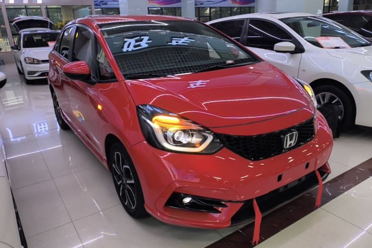 Used Honda LIFE 2021 1.5L CVT SPORT Heartbeat Edition Front Right 45 Deg