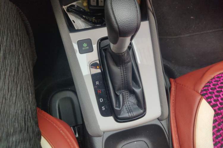 Used Honda LIFE 2021 1.5L CVT SPORT Heartbeat Edition Gear Lever