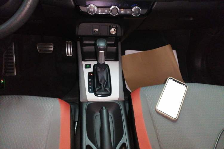 Used Honda LIFE 2021 1.5L CVT SPORT Heartbeat Edition Gear Lever