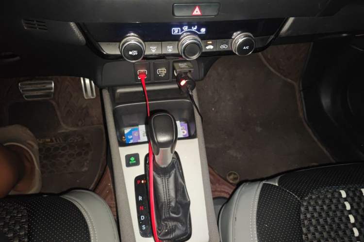 Used Honda LIFE 2021 1.5L CVT SPO-SS Dynamic Edition Gear Lever