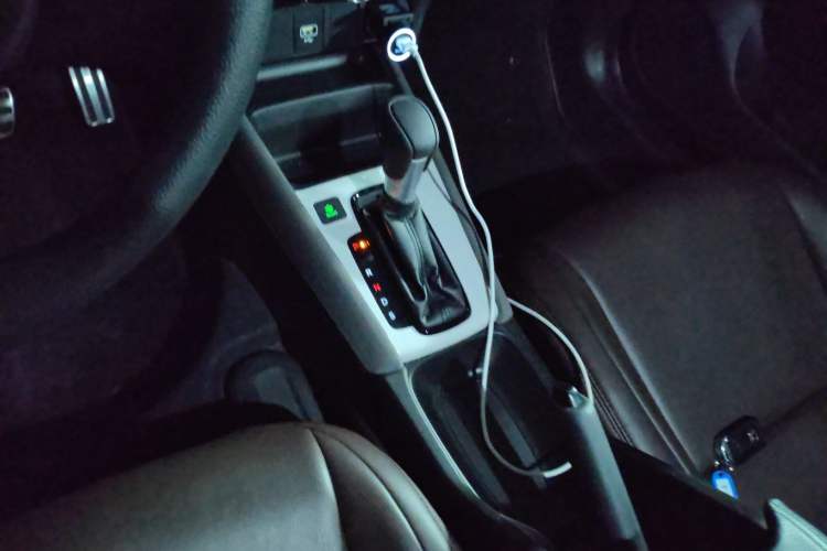 Used Honda LIFE 2021 1.5L CVT SPORT Heartbeat Edition Gear Lever