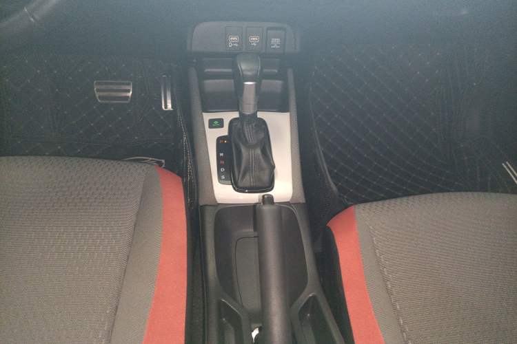 Used Honda LIFE 2021 1.5L CVT SPO-SS Dynamic Edition Gear Lever