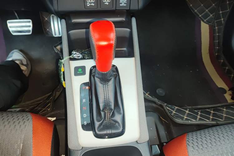 Used Honda LIFE 2021 1.5L CVT SPO-SS Dynamic Edition Gear Lever