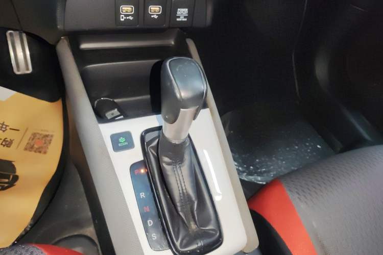Used Honda LIFE 2021 1.5L CVT SPO-SS Dynamic Edition Gear Lever