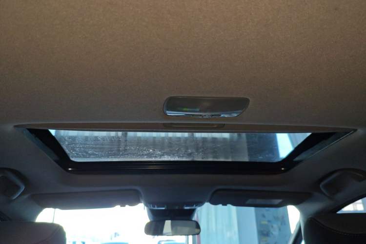 Used Honda LIFE 2021 1.5L CVT SPO-SS Dynamic Edition Headliner