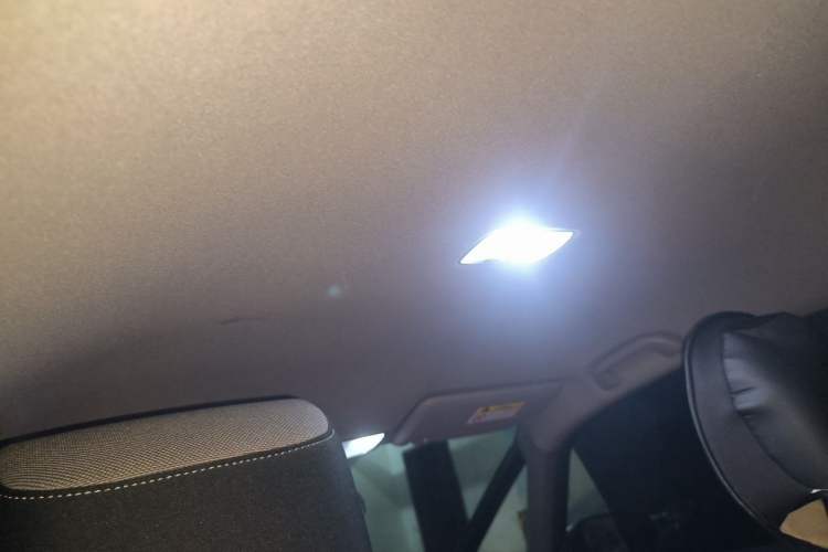 Used Honda LIFE 2021 1.5L CVT SPORT Heartbeat Edition Headliner