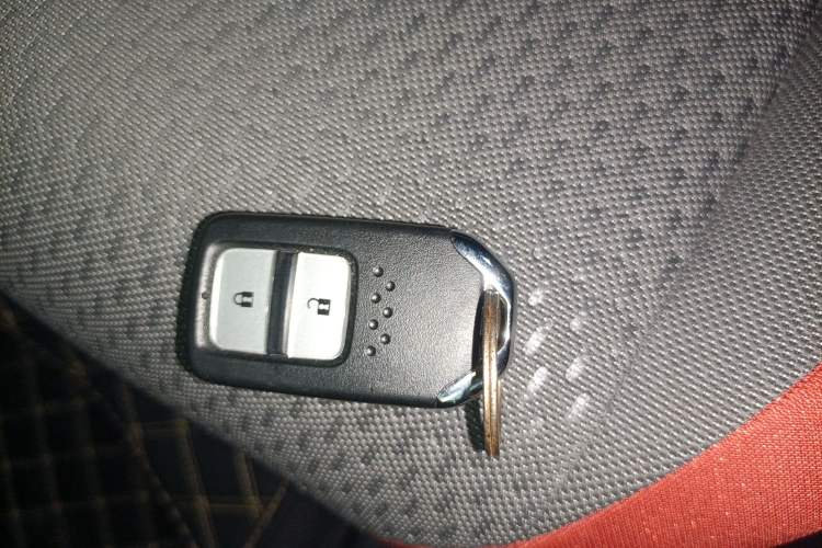 Used Honda LIFE 2021 1.5L CVT SPO-SS Dynamic Edition Interior 1