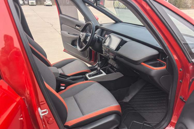 Used Honda LIFE 2021 1.5L CVT SPO-SS Dynamic Edition Interior 4