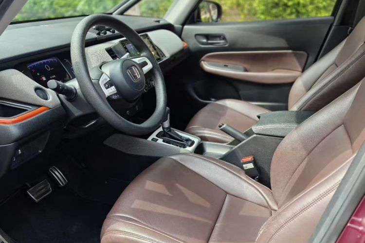Used Honda LIFE 2021 1.5L CVT SPORT Heartbeat Edition Interior 4