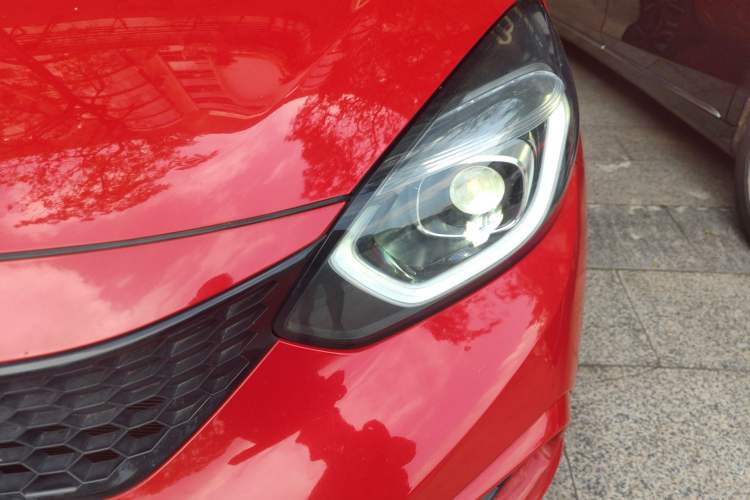 Used Honda LIFE 2021 1.5L CVT SPORT Heartbeat Edition Left Front Headlight