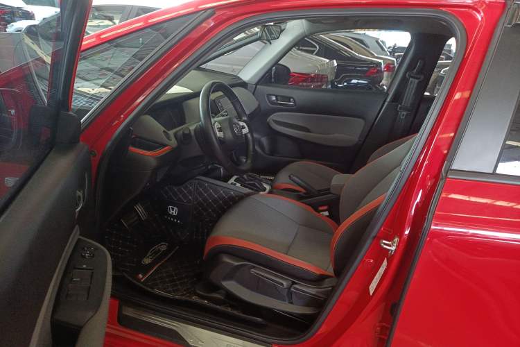 Used Honda LIFE 2021 1.5L CVT SPO-SS Dynamic Edition Left Front Seat