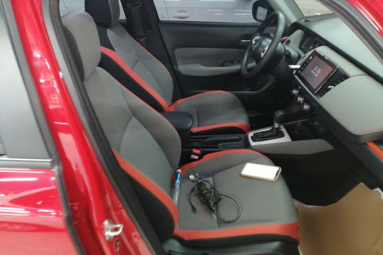 Used Honda LIFE 2021 1.5L CVT SPORT Heartbeat Edition Right Front Seat