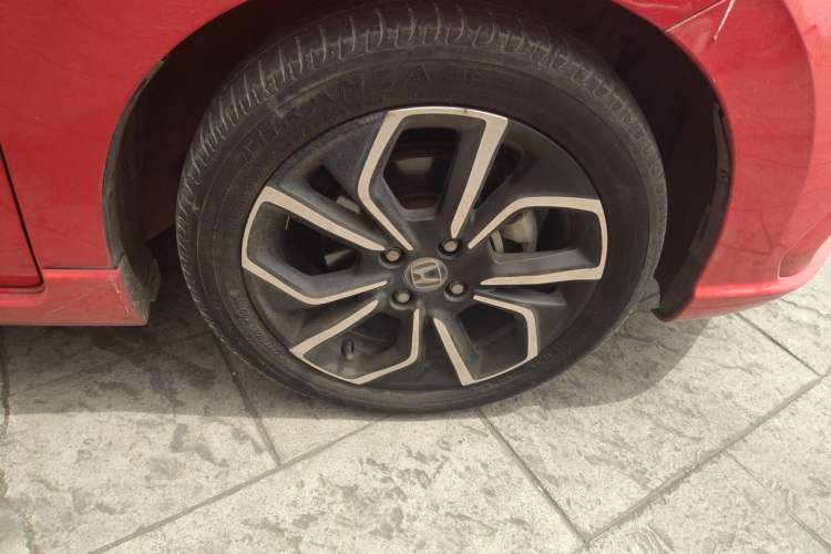 Used Honda LIFE 2021 1.5L CVT SPO-SS Dynamic Edition Right Front Wheel Hub