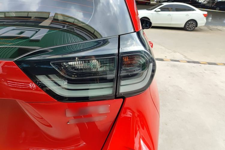 Used Honda LIFE 2021 1.5L CVT SPORT Heartbeat Edition Right Rear Taillight