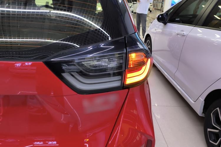 Used Honda LIFE 2021 1.5L CVT SPORT Heartbeat Edition Right Rear Taillight