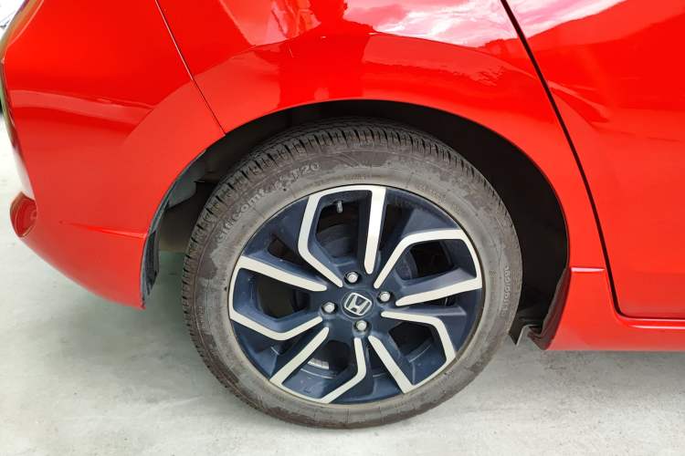 Used Honda LIFE 2021 1.5L CVT SPORT Heartbeat Edition Right Rear Wheel Hub