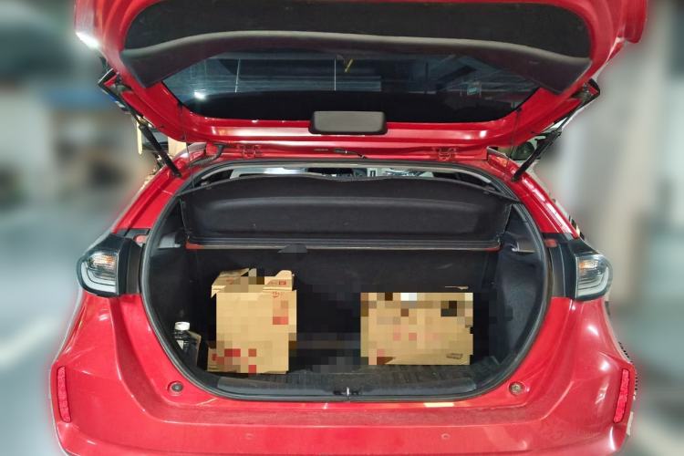 Used Honda LIFE 2021 1.5L CVT SPO-SS Dynamic Edition Trunk