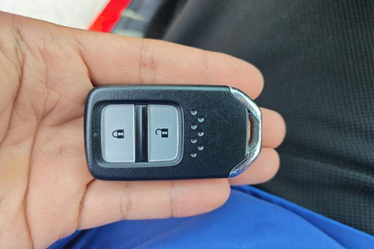 Used Honda LIFE 2021 1.5L CVT SPORT Heartbeat Edition Vehicle Key