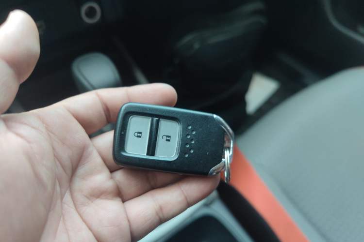 Used Honda LIFE 2021 1.5L CVT SPORT Heartbeat Edition Vehicle Key