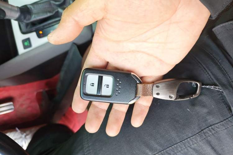 Used Honda LIFE 2021 1.5L CVT SPO-SS Dynamic Edition Vehicle Key