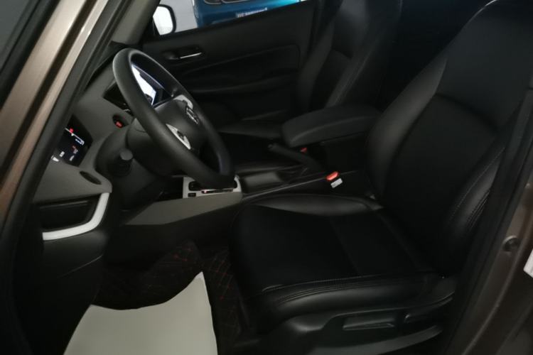Used Honda LIFE 2021 1.5L CVT CRO-S Fun Edition Left Front Seat