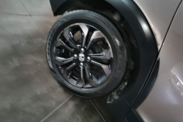 Used Honda LIFE 2021 1.5L CVT CRO-S Fun Edition Right Rear Wheel Hub