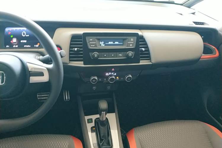 Used Honda LIFE 2021 1.5L CVT SPORT Heartbeat Edition Audio And AC Panel