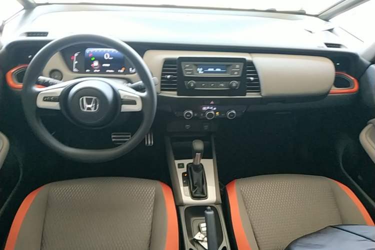 Used Honda LIFE 2021 1.5L CVT SPORT Heartbeat Edition Center Console
