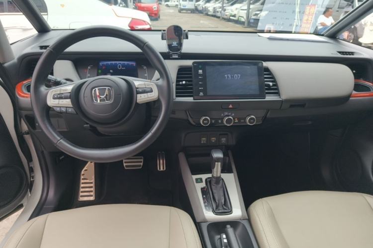 Used Honda LIFE 2021 1.5L CVT SPO-SS Dynamic Edition Center Console