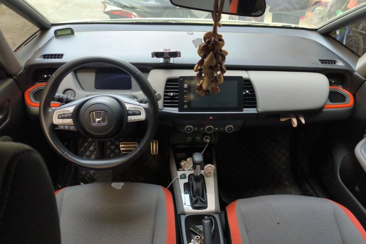 Used Honda LIFE 2021 1.5L CVT SPO-SS Dynamic Edition Center Console