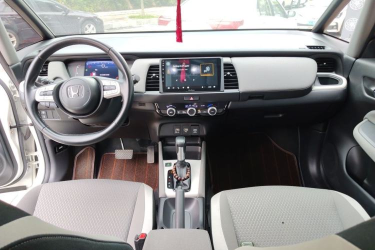 Used Honda LIFE 2021 1.5L CVT CRO-SS Fun Edition Center Console