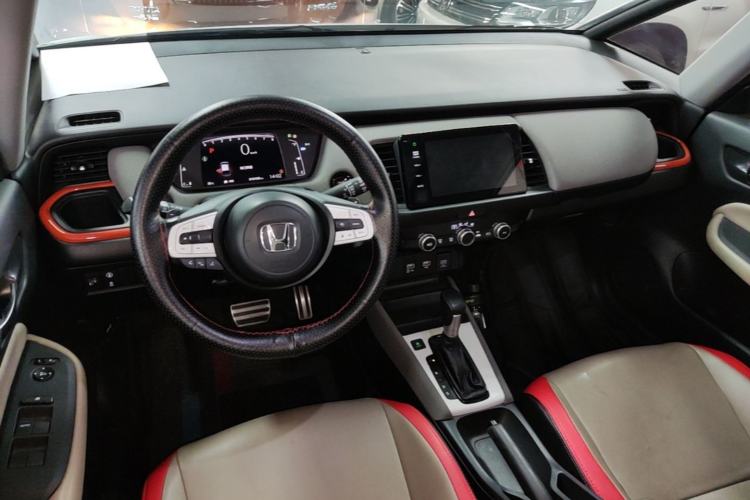 Used Honda LIFE 2021 1.5L CVT SPO-SS Dynamic Edition Center Console