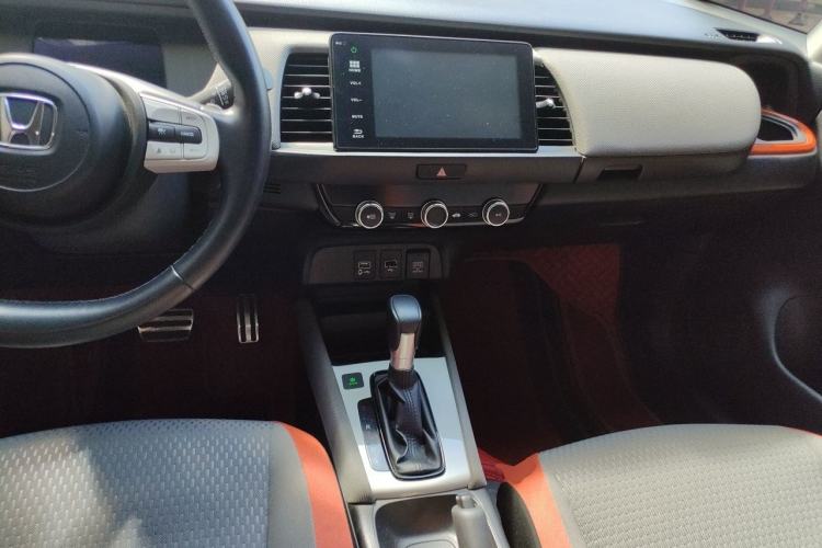 Used Honda LIFE 2021 1.5L CVT SPO-SS Dynamic Edition Center Console