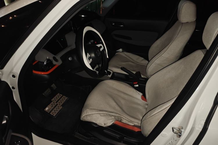Used Honda LIFE 2021 1.5L CVT SPORT Heartbeat Edition Driver Seat