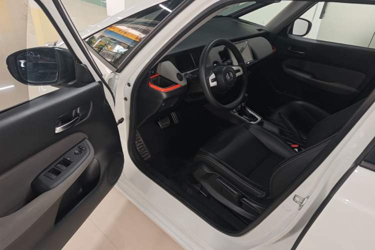 Used Honda LIFE 2021 1.5L CVT SPORT Heartbeat Edition Driver Seat